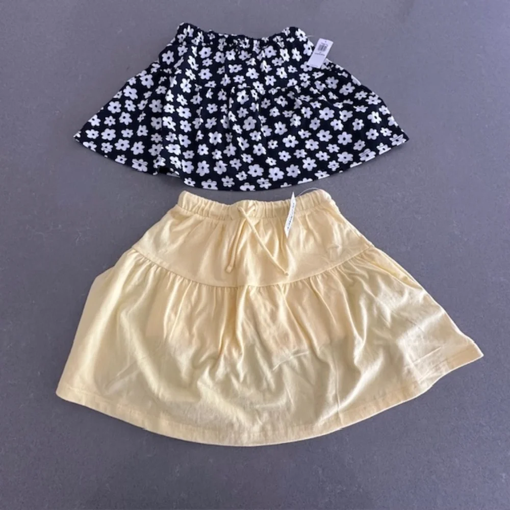 NWT-2 5T Navy Flower and Yellow Cotton Little Girl Shorts-New! Summer Toddler